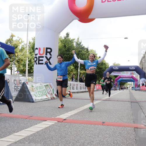 06.09.2026 - CURREX Alsterlauf Yannick Fuchs http://msf.ph/oto/10231871 06.09.2026 12:00:11 Ziel 1104, 1276, 1289, 1315, 1322, 8239, 8240 meine-sportfotos.de