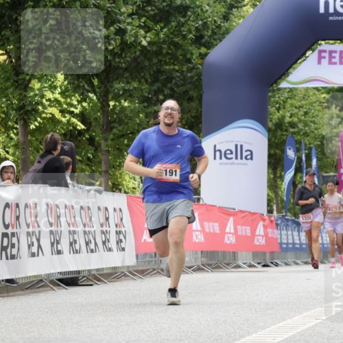06.09.2026 - CURREX Alsterlauf Yannick Fuchs http://msf.ph/oto/10231894 06.09.2026 12:00:19 Ziel 1191, 1276, 1322 meine-sportfotos.de