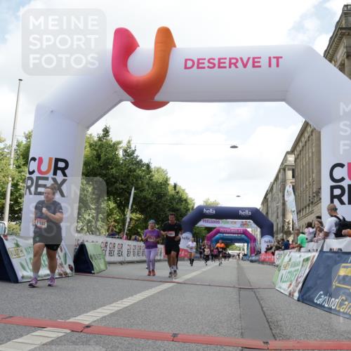 06.09.2026 - CURREX Alsterlauf Yannick Fuchs http://msf.ph/oto/10231900 06.09.2026 11:58:33 Ziel 1082, 1114, 1115, 1182, 1235, 1314, 1334, 8016 meine-sportfotos.de