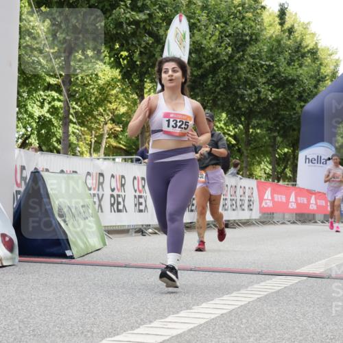 06.09.2026 - CURREX Alsterlauf Yannick Fuchs http://msf.ph/oto/10231912 06.09.2026 12:00:26 Ziel 1191, 1238, 1325, 1332 meine-sportfotos.de