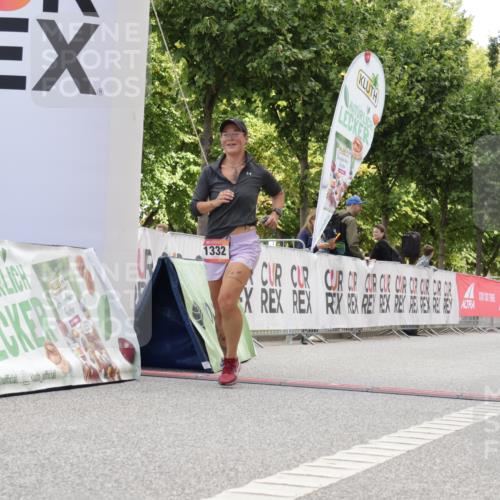 06.09.2026 - CURREX Alsterlauf Yannick Fuchs http://msf.ph/oto/10231916 06.09.2026 12:00:28 Ziel 1191, 1238, 1325, 1332 meine-sportfotos.de