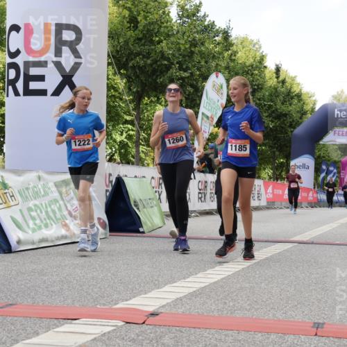 06.09.2026 - CURREX Alsterlauf Yannick Fuchs http://msf.ph/oto/10231951 06.09.2026 12:00:42 Ziel 1013, 1061, 1185, 1222, 1231, 1260, 1272, 1280, 3821, 3822 meine-sportfotos.de