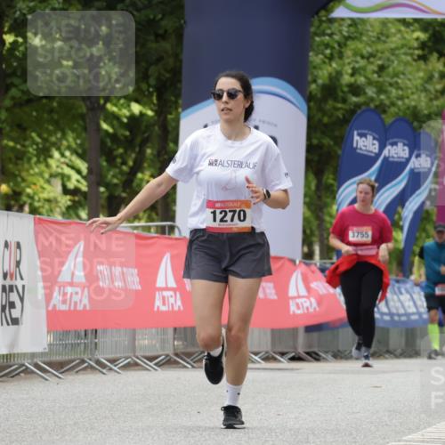 06.09.2026 - CURREX Alsterlauf Yannick Fuchs http://msf.ph/oto/10231994 06.09.2026 12:00:58 Ziel 1270, 1317, 4802 meine-sportfotos.de