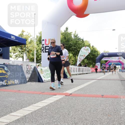 06.09.2026 - CURREX Alsterlauf Yannick Fuchs http://msf.ph/oto/10232003 06.09.2026 12:01:03 Ziel 1270, 1273, 1317, 1338, 4802 meine-sportfotos.de