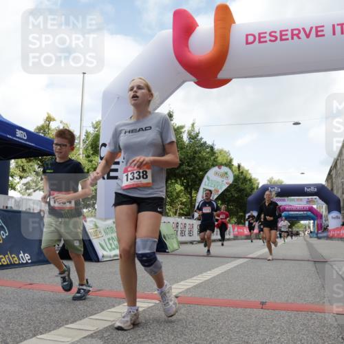 06.09.2026 - CURREX Alsterlauf Yannick Fuchs http://msf.ph/oto/10232010 06.09.2026 12:01:07 Ziel 1170, 1177, 1270, 1273, 1338, 3755, 4802 meine-sportfotos.de