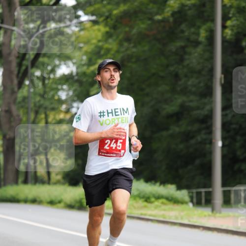 13.09.2026 - 21. swb-Marathon Bremen TobiasT http://msf.ph/oto/10241728 13.09.2026 11:12:37 Laufen 245, 21, 25 meine-sportfotos.de