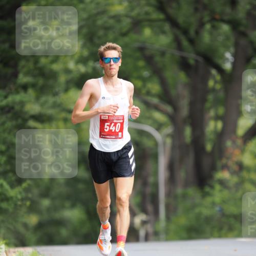 13.09.2026 - 21. swb-Marathon Bremen TobiasT http://msf.ph/oto/10241820 13.09.2026 11:15:15 Laufen 540, 21 meine-sportfotos.de