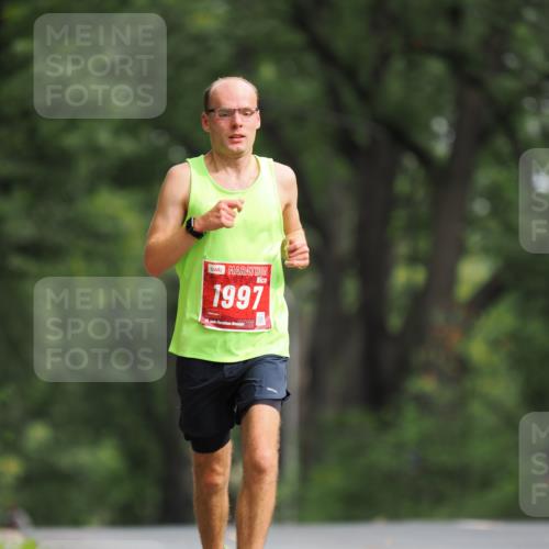 13.09.2026 - 21. swb-Marathon Bremen TobiasT http://msf.ph/oto/10241897 13.09.2026 11:17:46 Laufen 1997, 21, 26 meine-sportfotos.de