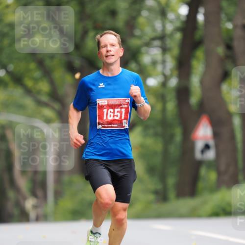 13.09.2026 - 21. swb-Marathon Bremen TobiasT http://msf.ph/oto/10241946 13.09.2026 11:19:17 Laufen 1651, 26, 44 meine-sportfotos.de