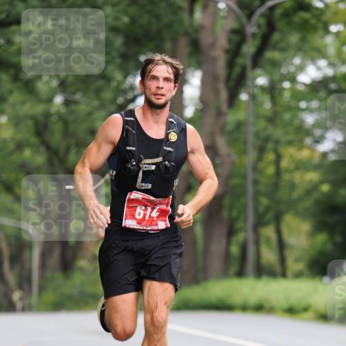 13.09.2026 - 21. swb-Marathon Bremen TobiasT http://msf.ph/oto/10241959 13.09.2026 11:19:32 Laufen 0983, 614, 21 meine-sportfotos.de