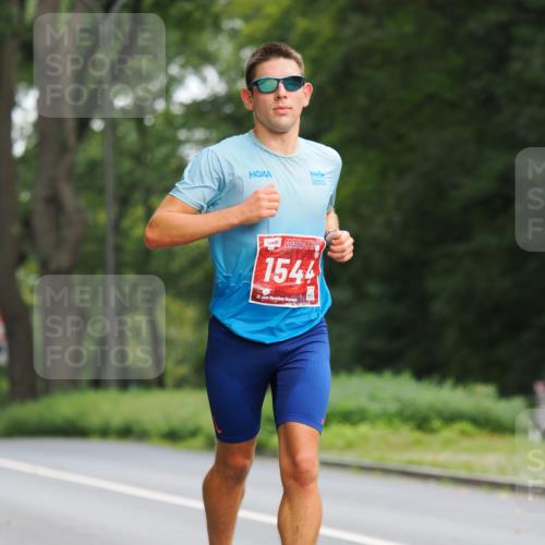 13.09.2026 - 21. swb-Marathon Bremen TobiasT http://msf.ph/oto/10242298 13.09.2026 11:23:02 Laufen 1544, 21 meine-sportfotos.de