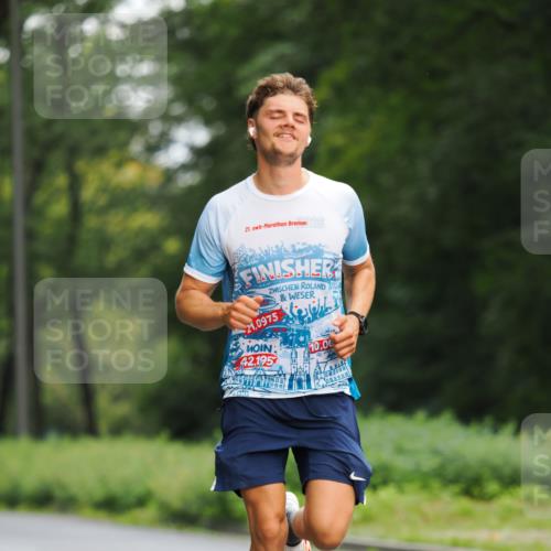 13.09.2026 - 21. swb-Marathon Bremen TobiasT http://msf.ph/oto/10242306 13.09.2026 11:23:45 Laufen 21, 21, 0975, 42, 195, 10, 00 meine-sportfotos.de