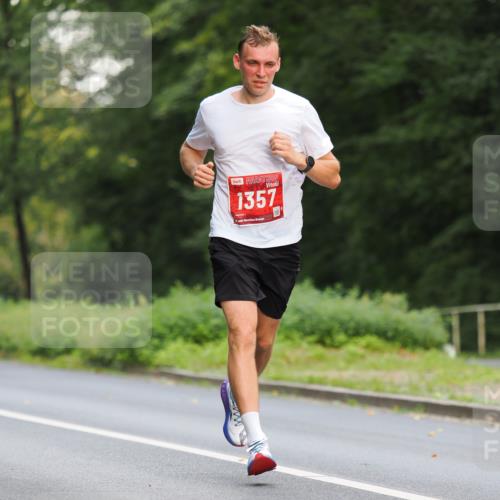 13.09.2026 - 21. swb-Marathon Bremen TobiasT http://msf.ph/oto/10242475 13.09.2026 11:28:55 Laufen 1357, 26 meine-sportfotos.de