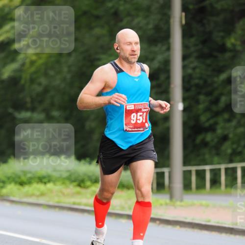 13.09.2026 - 21. swb-Marathon Bremen TobiasT http://msf.ph/oto/10242484 13.09.2026 11:29:01 Laufen 951, 21 meine-sportfotos.de