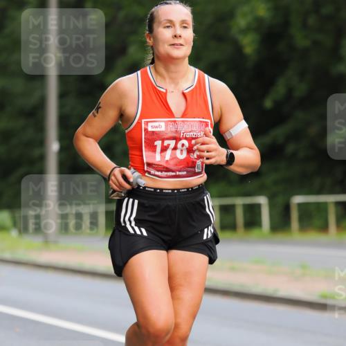 13.09.2026 - 21. swb-Marathon Bremen TobiasT http://msf.ph/oto/10242529 13.09.2026 11:29:10 Laufen 178, 21, 40 meine-sportfotos.de