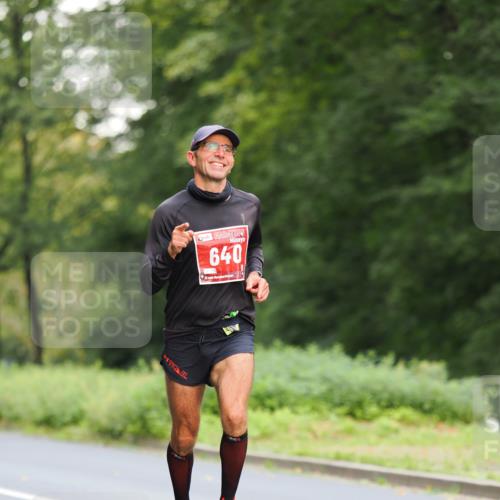 13.09.2026 - 21. swb-Marathon Bremen TobiasT http://msf.ph/oto/10242556 13.09.2026 11:29:23 Laufen 640 meine-sportfotos.de