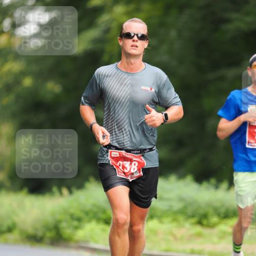13.09.2026 - 21. swb-Marathon Bremen TobiasT http://msf.ph/oto/10242702 13.09.2026 11:30:45 Laufen 238 meine-sportfotos.de