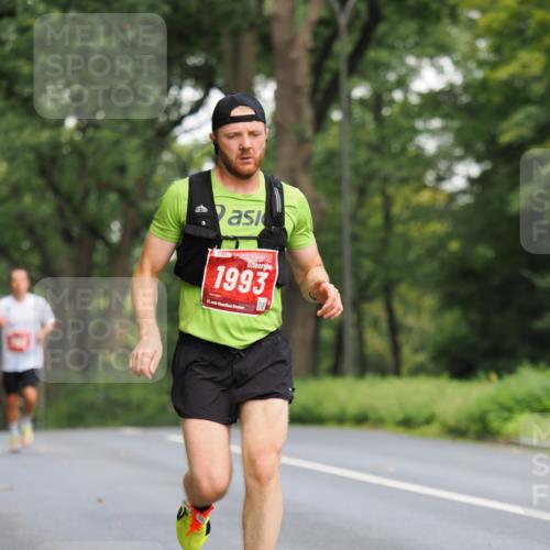 13.09.2026 - 21. swb-Marathon Bremen TobiasT http://msf.ph/oto/10242739 13.09.2026 11:30:55 Laufen 1993, 21, 26 meine-sportfotos.de