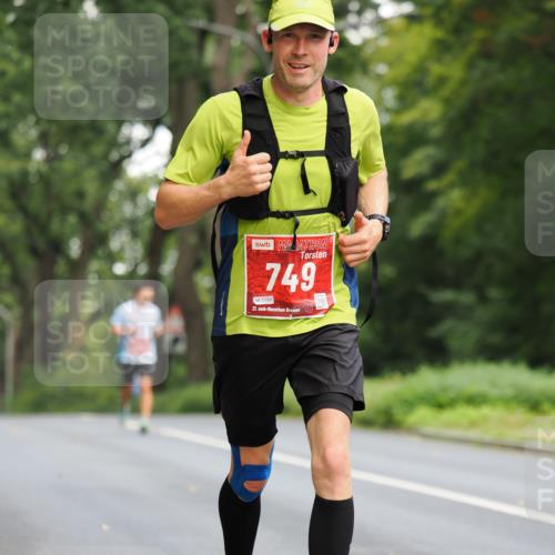 13.09.2026 - 21. swb-Marathon Bremen TobiasT http://msf.ph/oto/10242776 13.09.2026 11:31:27 Laufen 749, 1789, 21, 26 meine-sportfotos.de