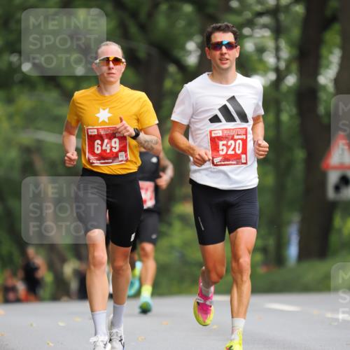 13.09.2026 - 21. swb-Marathon Bremen TobiasT http://msf.ph/oto/10242854 13.09.2026 11:32:17 Laufen 649, 21, 520 meine-sportfotos.de