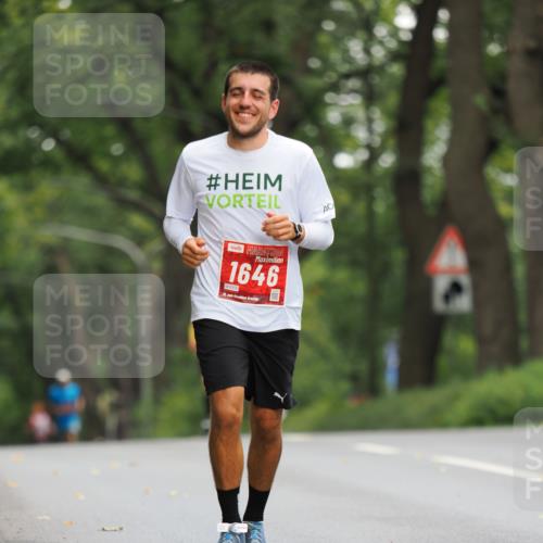 13.09.2026 - 21. swb-Marathon Bremen TobiasT http://msf.ph/oto/10243005 13.09.2026 11:33:46 Laufen 1646, 21, 26 meine-sportfotos.de
