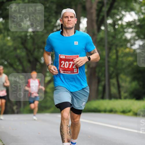 13.09.2026 - 21. swb-Marathon Bremen TobiasT http://msf.ph/oto/10243053 13.09.2026 11:34:17 Laufen 2072, 21, 25 meine-sportfotos.de