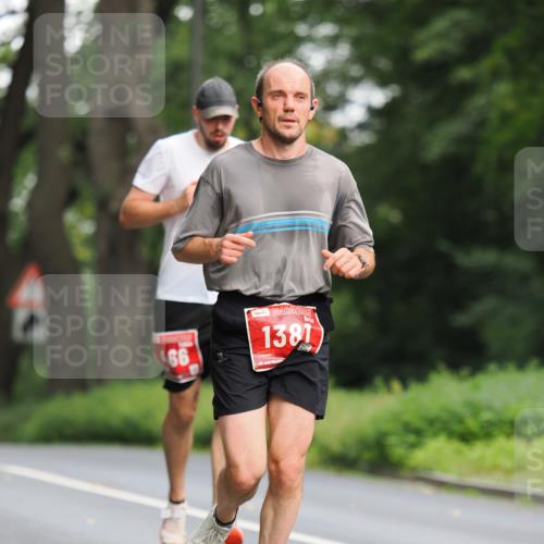 13.09.2026 - 21. swb-Marathon Bremen TobiasT http://msf.ph/oto/10243304 13.09.2026 11:37:17 Laufen 66, 1381 meine-sportfotos.de
