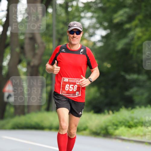 13.09.2026 - 21. swb-Marathon Bremen TobiasT http://msf.ph/oto/10243352 13.09.2026 11:37:43 Laufen 658 meine-sportfotos.de
