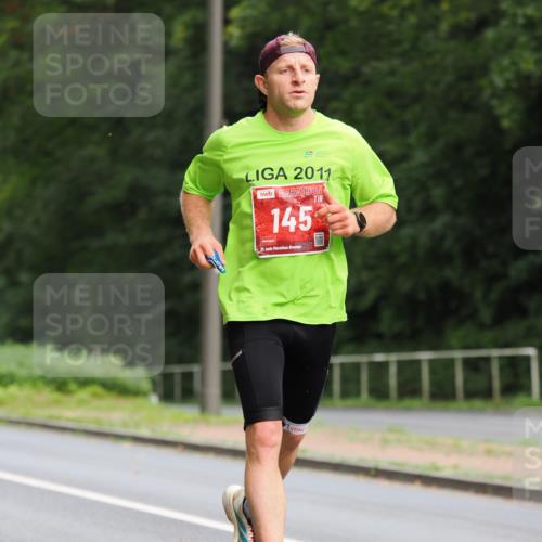 13.09.2026 - 21. swb-Marathon Bremen TobiasT http://msf.ph/oto/10243374 13.09.2026 11:37:52 Laufen 2011, 145, 21 meine-sportfotos.de