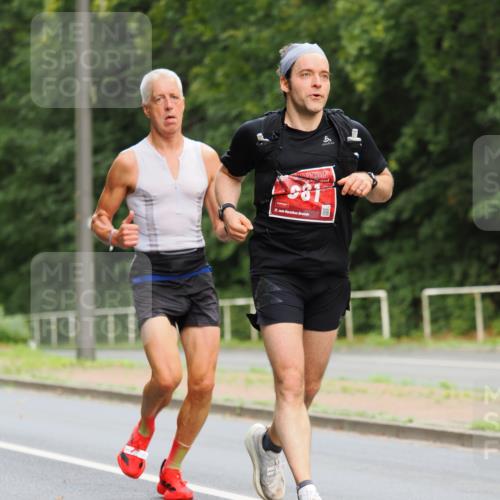 13.09.2026 - 21. swb-Marathon Bremen TobiasT http://msf.ph/oto/10243524 13.09.2026 11:39:25 Laufen 981, 21, 25 meine-sportfotos.de