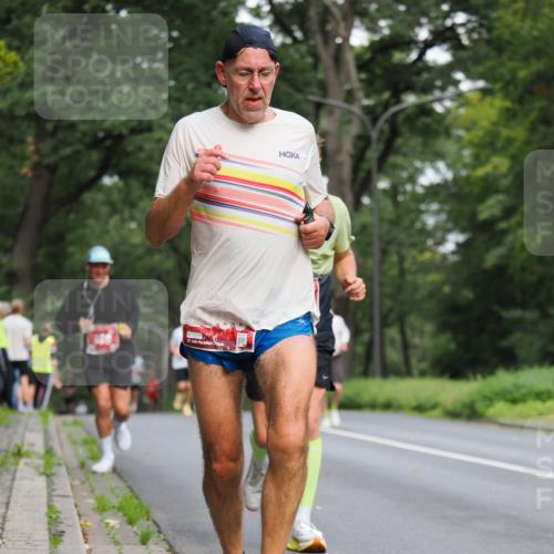 13.09.2026 - 21. swb-Marathon Bremen TobiasT http://msf.ph/oto/10243670 13.09.2026 11:41:31 Laufen  meine-sportfotos.de