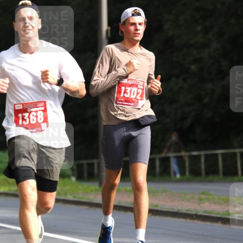 13.09.2026 - 21. swb-Marathon Bremen TobiasT http://msf.ph/oto/10243766 13.09.2026 11:42:20 Laufen 1368, 1302, 21, 26 meine-sportfotos.de