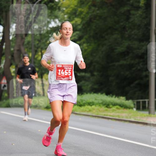 13.09.2026 - 21. swb-Marathon Bremen TobiasT http://msf.ph/oto/10243828 13.09.2026 11:43:10 Laufen 1455, 21 meine-sportfotos.de