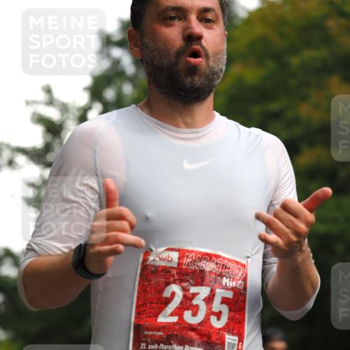 13.09.2026 - 21. swb-Marathon Bremen TobiasT http://msf.ph/oto/10243864 13.09.2026 11:43:16 Laufen 235, 21, 261 meine-sportfotos.de