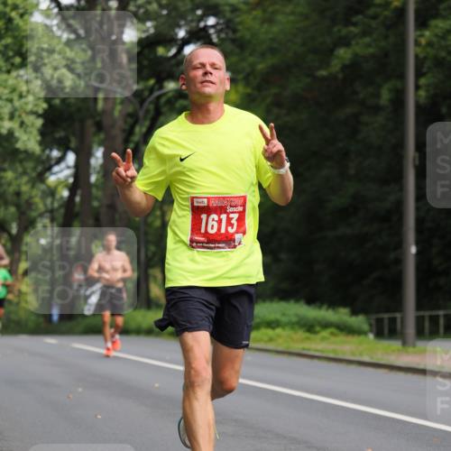 13.09.2026 - 21. swb-Marathon Bremen TobiasT http://msf.ph/oto/10243872 13.09.2026 11:43:19 Laufen 1613, 21 meine-sportfotos.de