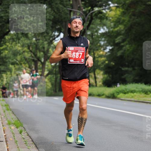 13.09.2026 - 21. swb-Marathon Bremen TobiasT http://msf.ph/oto/10243923 13.09.2026 11:43:53 Laufen 687 meine-sportfotos.de