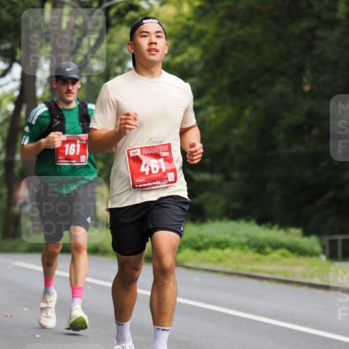 13.09.2026 - 21. swb-Marathon Bremen TobiasT http://msf.ph/oto/10243936 13.09.2026 11:44:03 Laufen 161, 461, 2026, 21 meine-sportfotos.de