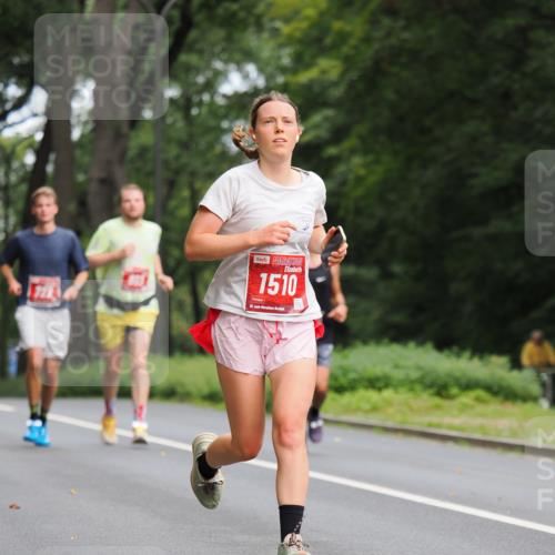 13.09.2026 - 21. swb-Marathon Bremen TobiasT http://msf.ph/oto/10244019 13.09.2026 11:44:43 Laufen 722, 1510, 21 meine-sportfotos.de