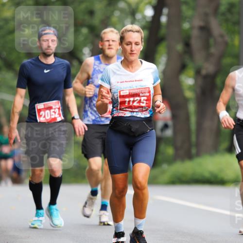 13.09.2026 - 21. swb-Marathon Bremen TobiasT http://msf.ph/oto/10244042 13.09.2026 11:44:57 Laufen 21, 26, 2052, 1125 meine-sportfotos.de