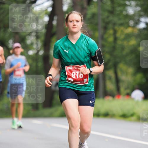 13.09.2026 - 21. swb-Marathon Bremen TobiasT http://msf.ph/oto/10244087 13.09.2026 11:45:18 Laufen 816, 1707, 1 meine-sportfotos.de