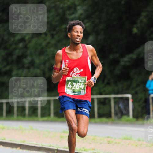 13.09.2026 - 21. swb-Marathon Bremen TobiasT http://msf.ph/oto/10244169 13.09.2026 11:46:23 Laufen 4264, 5282 meine-sportfotos.de