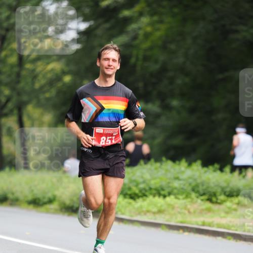 13.09.2026 - 21. swb-Marathon Bremen TobiasT http://msf.ph/oto/10244191 13.09.2026 11:46:38 Laufen 851 meine-sportfotos.de