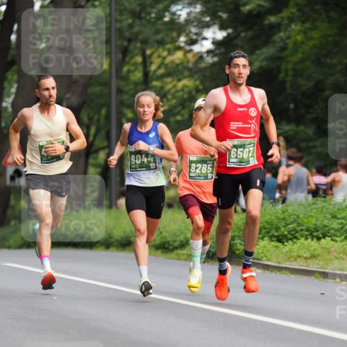 13.09.2026 - 21. swb-Marathon Bremen TobiasT http://msf.ph/oto/10244278 13.09.2026 11:47:45 Laufen 6507, 8044, 8285 meine-sportfotos.de