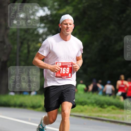 13.09.2026 - 21. swb-Marathon Bremen TobiasT http://msf.ph/oto/10244339 13.09.2026 11:48:20 Laufen 169, 21, 26 meine-sportfotos.de