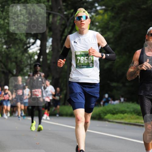 13.09.2026 - 21. swb-Marathon Bremen TobiasT http://msf.ph/oto/10244460 13.09.2026 11:49:45 Laufen 7650, 21, 20 meine-sportfotos.de