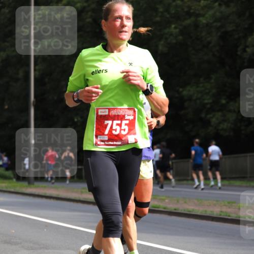 13.09.2026 - 21. swb-Marathon Bremen TobiasT http://msf.ph/oto/10244537 13.09.2026 11:50:10 Laufen 755, 0724, 26 meine-sportfotos.de