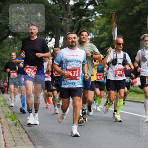 13.09.2026 - 21. swb-Marathon Bremen TobiasT http://msf.ph/oto/10244619 13.09.2026 11:50:36 Laufen 2003, 627, 141, 21, 26, 433, 5, 376 meine-sportfotos.de