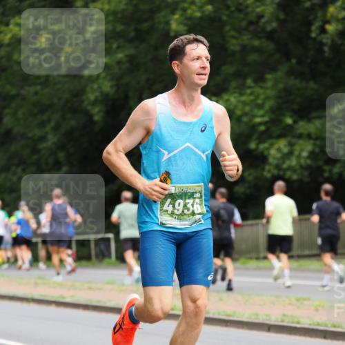 13.09.2026 - 21. swb-Marathon Bremen TobiasT http://msf.ph/oto/10244648 13.09.2026 11:50:53 Laufen 4936, 21 meine-sportfotos.de