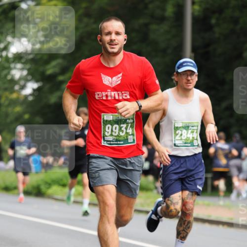 13.09.2026 - 21. swb-Marathon Bremen TobiasT http://msf.ph/oto/10244824 13.09.2026 11:52:28 Laufen 9934, 5088, 21, 026, 2844 meine-sportfotos.de