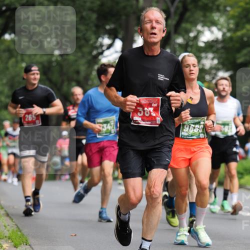 13.09.2026 - 21. swb-Marathon Bremen TobiasT http://msf.ph/oto/10244857 13.09.2026 11:52:39 Laufen 265, 347, 2024, 383, 9633 meine-sportfotos.de